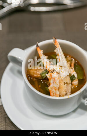 Krabbe Tom Yum Suppe Stockfoto