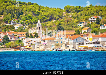 Prvic Luka insel Village Waterfront anzeigen Stockfoto