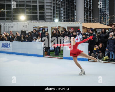 Foto LaPresse - Matteo Ecke 02/12/2018 Milano, Italia Cronaca pista di pattinaggio Inaugurazione ed esibizione atlete della Nazionale in Piazza Citt&#xe0; di Lombardia Stockfoto