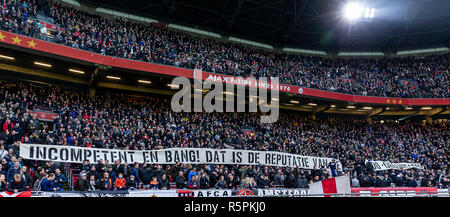 AMSTERDAM, NIEDERLANDE, 02-12-2018, Fußball, Johan Cruijff ArenA, niederländischen Eredivisie, Saison 2018/2019, Banner von Unterstützern von Ajax, während des Spiels Ajax-ADO, Endstand: 5-1 Stockfoto