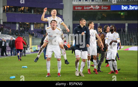 Brüssel, Belgien - 02 Dezember: Genk Spieler feiern nach dem Gewinn der Jupiler Pro League Spieltag 17 zwischen RSC Anderlecht und KRC Genk am 02. Dezember 2018 in Brüssel, Belgien. (Foto von Vincent Van Doornick/Isosport) Stockfoto