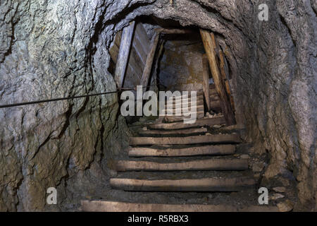 Die Lagazuoi Tunnel, der Erste Weltkrieg. Die Dolomiten Stockfoto