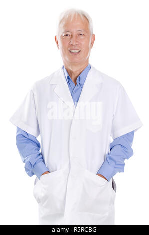 Alte asiatische Mann in Lab einheitliche Stockfoto