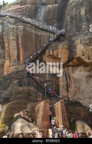 Lion's Treppe auf Lion Rock, Sigiriya, Sri Lanka Stockfoto