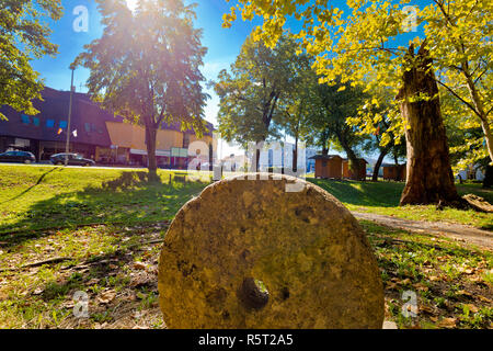 Stadt Virovitica Park und Street View Stockfoto