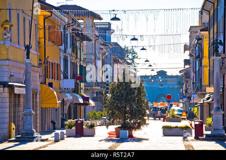 Stadt Palmanova bunte Street View Stockfoto