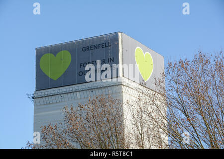 Grenfell Tower Hochhaus Feuerfalle - Forever in Our Hearts, London, Großbritannien Stockfoto