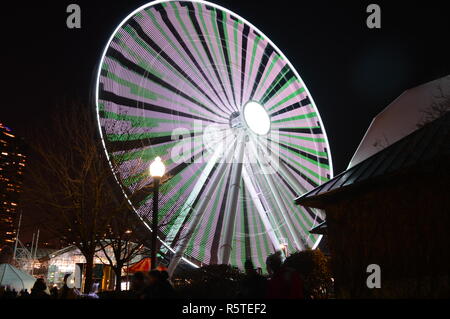Chicago, Illinois, USA - 31. Dezember 2016: Das Riesenrad in Navy Pier Stockfoto