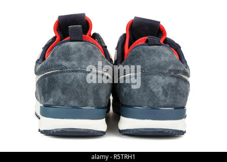 Der Sommer Herren Sneakers isoliert auf weißem Hintergrund. Platz für Text Stockfoto