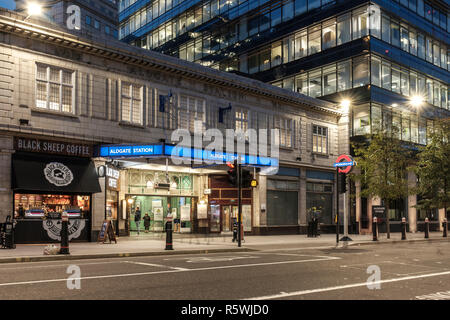 England, London, ALDGATE U-Bahnstation in Portsoken ist nur wenige Gehminuten von der Aldgate, in der City von London. Stockfoto