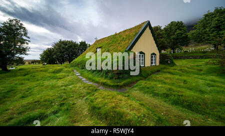 Hofskirkja Kirche, Hof, südöstliche Island Stockfoto