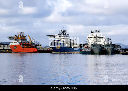 Offshore Anchor Handling Tug Supply Vessels (AHTS) Normand Drott und Normand Prosper, Platform Supply (PSV) Skandi Gamma, Bunkern tanker Oslo Tank Stockfoto