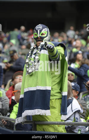 Seattle, Washington, USA. 2. Dez, 2018. NFL 2018 - Seahawk Fans in Aktion, bevor ein NFL Spiel zwischen San Francisco und Seattle im Century Link Feld in Seattle, WA. Credit: Jeff Halstead/ZUMA Draht/Alamy leben Nachrichten Stockfoto