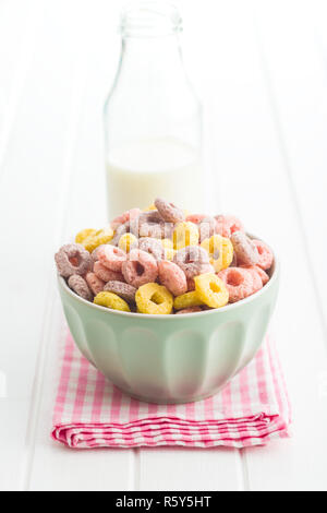 Bunte Müsli Ringe. Stockfoto