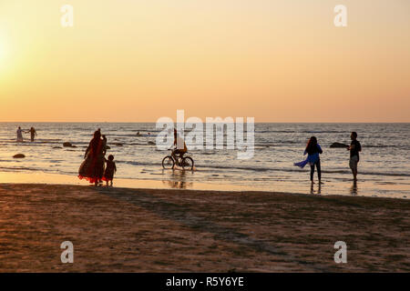 Meer Strand von Saint Martin Insel in der Bucht von Bengalen. Cox's Bazar, Bangladesch. Stockfoto