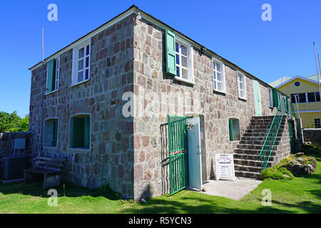 CHARLESTOWN, NEVIS-22 Nov 2018 - Blick auf die Nevis Historisches Museum, dem Geburtsort der amerikanischen Gründerväter Alexander Hamilton. Stockfoto