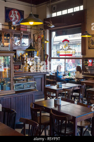 Bar "El Hipopotamo'. San Telmo, Buenos Aires, Argentinien. Stockfoto