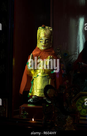 Ein schönes, kleines Symbol auf einen Altar in einem chinesischen Tempel. In Hat Yai, Thailand. Stockfoto