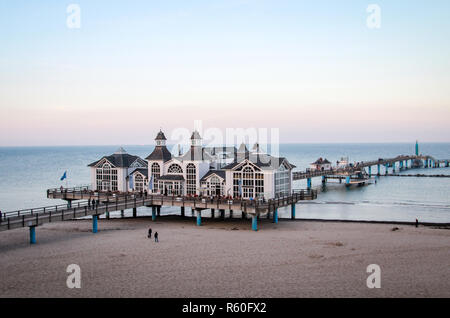 Pier an der Ostsee Stockfoto