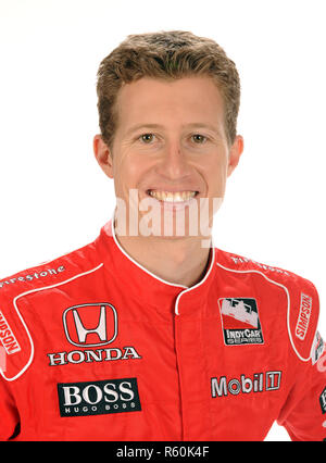 Ryan Briscoe von Australien beteiligt sich an der Indy Racing League Media Day bei Homestead-Miami Speedway in Homestead, Florida am 26. Februar 2008. Stockfoto