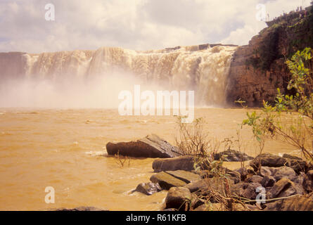 Chitrakoot fällt auf Fluss Indravati, Jagdalpur, Chhattisgarh, Indien Stockfoto