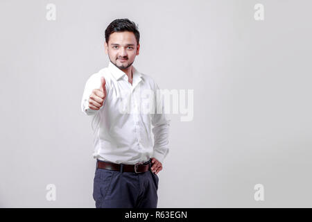 Junge Inder thump angezeigt Stockfoto