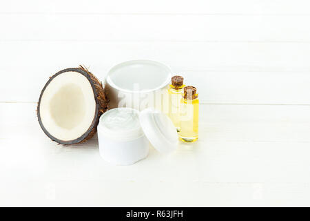 Natürliches Kokosöl Stockfoto