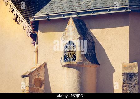 Architektonischen Details von Notre Dame de Bourgenay Kirche in Talmont Saint Hilaire Stockfoto