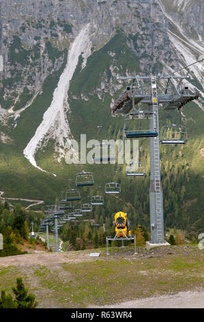 Alpine Landschaft fotografiert im Skigebiet Schlick 2000, Stubaital, Tirol, Österreich im September Stockfoto