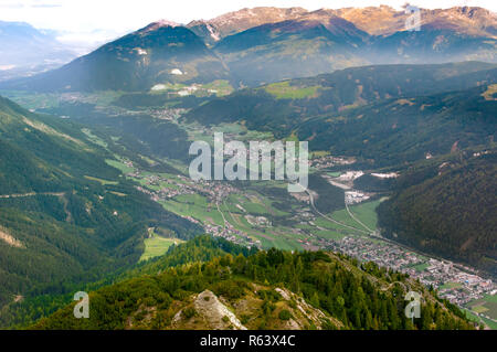 Stubaital fotografiert im Skigebiet Schlick 2000, Stubaital, Tirol, Österreich im September Stockfoto