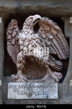 Eagle Skulptur von Michelangelo Buonarroti auf der Fassade des Palazzo d'Accursio Bologna, Italien, Italienisch. (Region Emilia-Romagna) Stockfoto