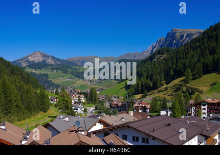 Groedner tal Wolkenstein - Gröden Wolkenstein in den Alpen Stockfoto
