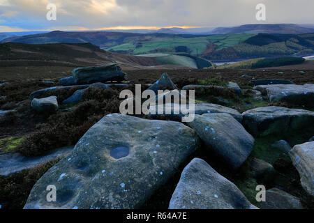 Sonnenuntergang über den Derwent Mauren, Obere Derwent Valley Nationalpark Peak District, Derbyshire, England, Großbritannien Stockfoto