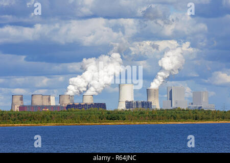 Kraftwerk Boxberg/Kraftwerk Boxberg, Braunkohle befeuerte Kraftwerk in der Nähe von Weißwasser/Weißwasser, Sachsen, Ostdeutschland Stockfoto