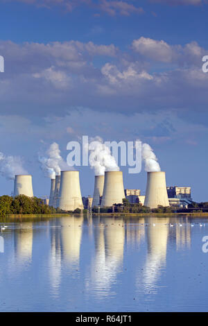 Jänschwalde/Jaenschwalde Braunkohlekraftwerk, drittgrößte Braunkohlekraftwerk in Deutschland in Brandenburg, Spree-Neiße Stockfoto