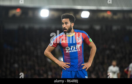 Andros Townsend von Crystal Palace während der Premier League Match zwischen Crystal Palace und Burnley an Selhurst Park, London, 01. Dezember 2018 Editorial nur verwenden. Kein Merchandising. Für Fußball Bilder FA und Premier League Einschränkungen Inc. kein Internet/Mobile Nutzung ohne fapl Lizenz - für Details Kontakt Fußball Dataco Stockfoto