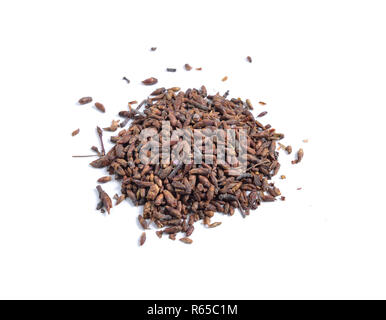 Getrocknete Heilpflanzen Rohstoffe isoliert auf Weiss. Knospen, Birke oder Betula Stockfoto