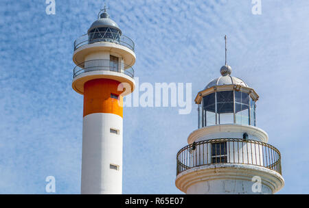 Zwei Leuchttürme in El Rompido, Huelva, Spanien Stockfoto