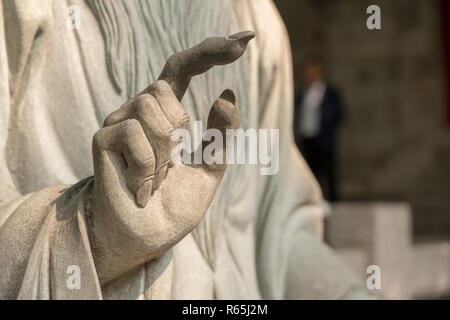 Statue von Lao Tze im Laoshan in der Nähe von Qingdao Stockfoto