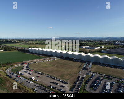 Luftaufnahme von AV Mediopadana High Speed Railway Station von Santiago Calatrava in Reggio Emilia, Italien Stockfoto