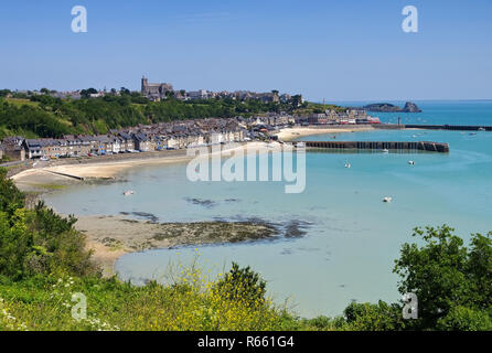 Stadt cancale an der Smaragdküste in der Bretagne - Strand und Stadt Cancale, Emerald Küste der nördlichen Bretagne in Frankreich Stockfoto