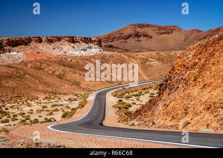 Leere Straße in Argentinien Stockfoto