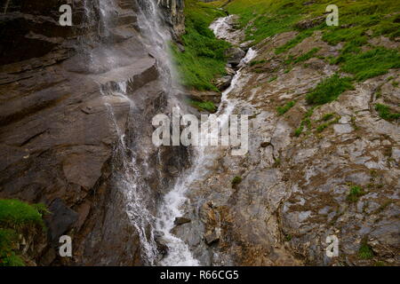 Wasserfälle entlang der East Highway im ländlichen Österreich Stockfoto