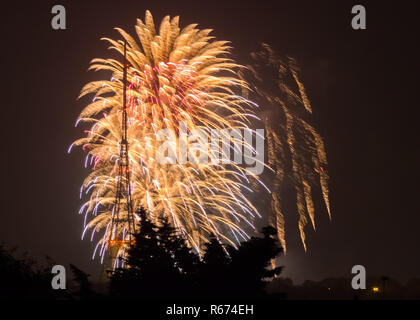 Feuerwerk auf der Guy Fawkes Nacht Stockfoto