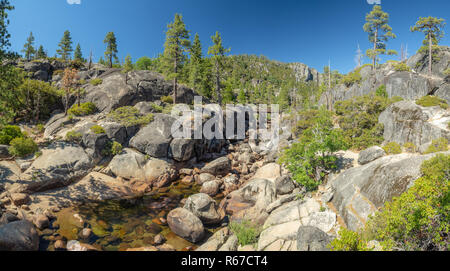 Pinecrest See, Stanislaus National Forest, Yosemite, Kalifornien, USA - Berg Erholungsgebiet Talsperre Stockfoto