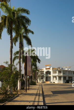 Tamariz Casino, einem verlassenen portugiesischen Stil Gebäude aus der Kolonialzeit, Provinz Benguela, Lobito, Angola Stockfoto