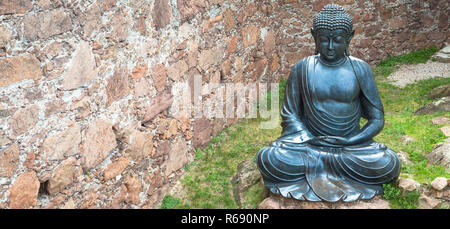 Meditierenden Buddha-Statue Stockfoto