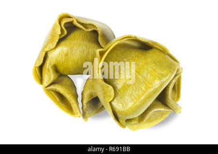 Studio geschossen von Tortellini/tortelloni auf weißem Hintergrund - Johannes Gollop Stockfoto