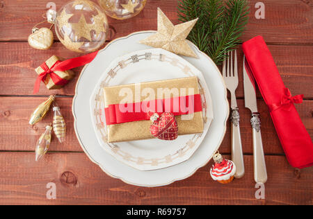 Festliche Weihnachten Tabelle einstellen Stockfoto