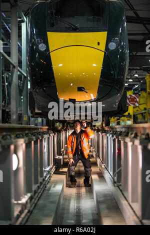 Hitachi Nordpol Instandhaltung von Zügen für die Klasse 800 Super Express Züge, das Depot, die zuvor für den Eurostar Flotte der Züge bis 2007 verwendet wurde. Stockfoto